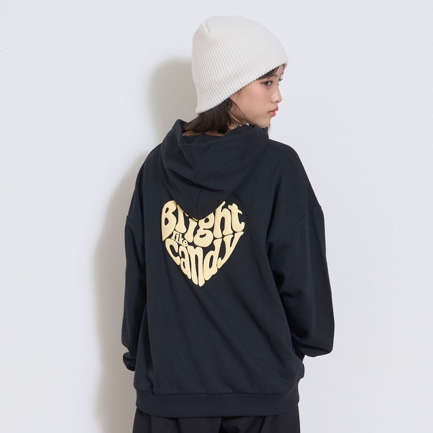 【LTXC】ハート発泡パーカ