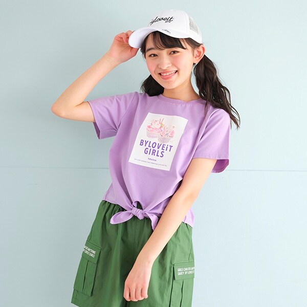 裾結びカップケーキTシャツ