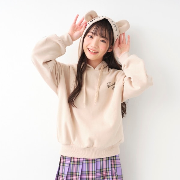 クマ耳プルオーバー