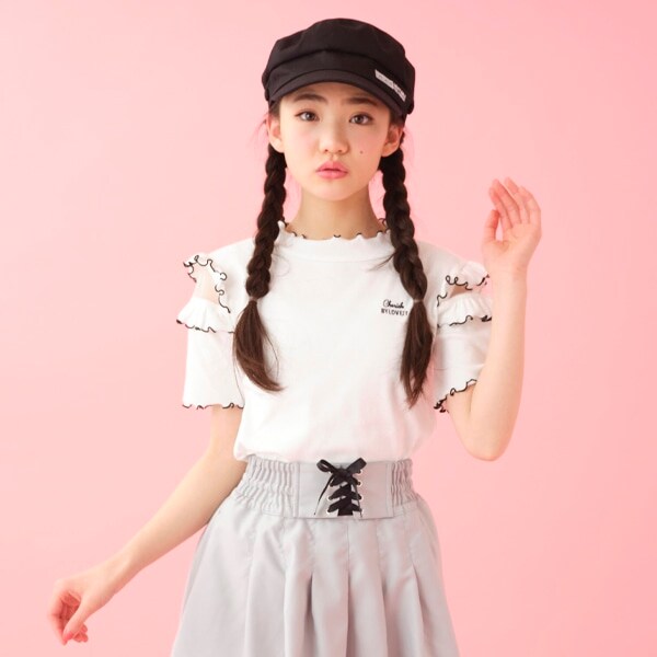 肩スリットTシャツ
