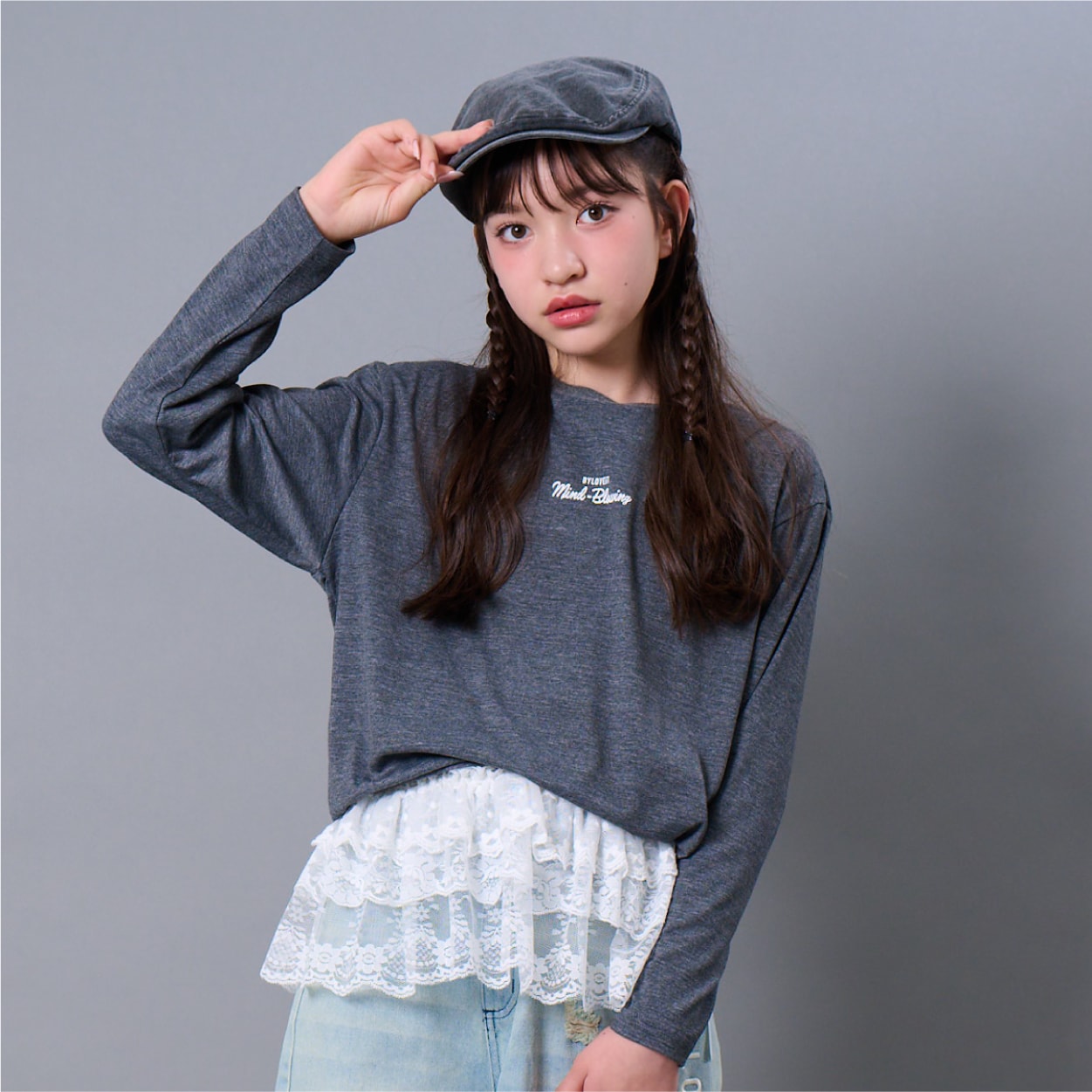 miimy ⭐︎ サイズ90、サイズ120 ミニロゴロング丈Tシャツ(120cm オフ ホワイト): ジュニア