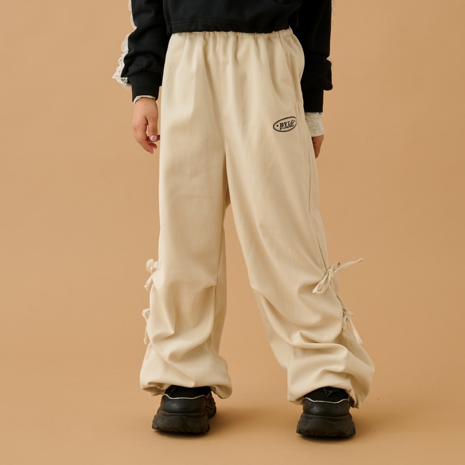 リボンパラシュートパンツ