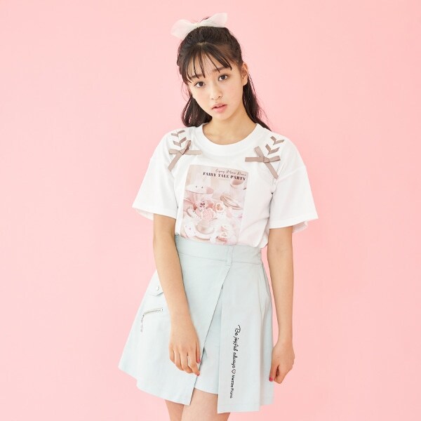 肩レースアップフォトプリントTシャツ