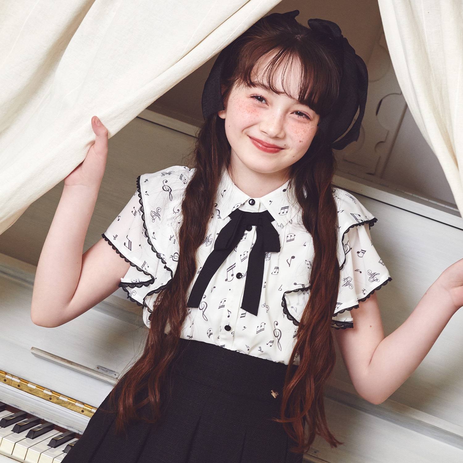音符柄フリルブラウス♪