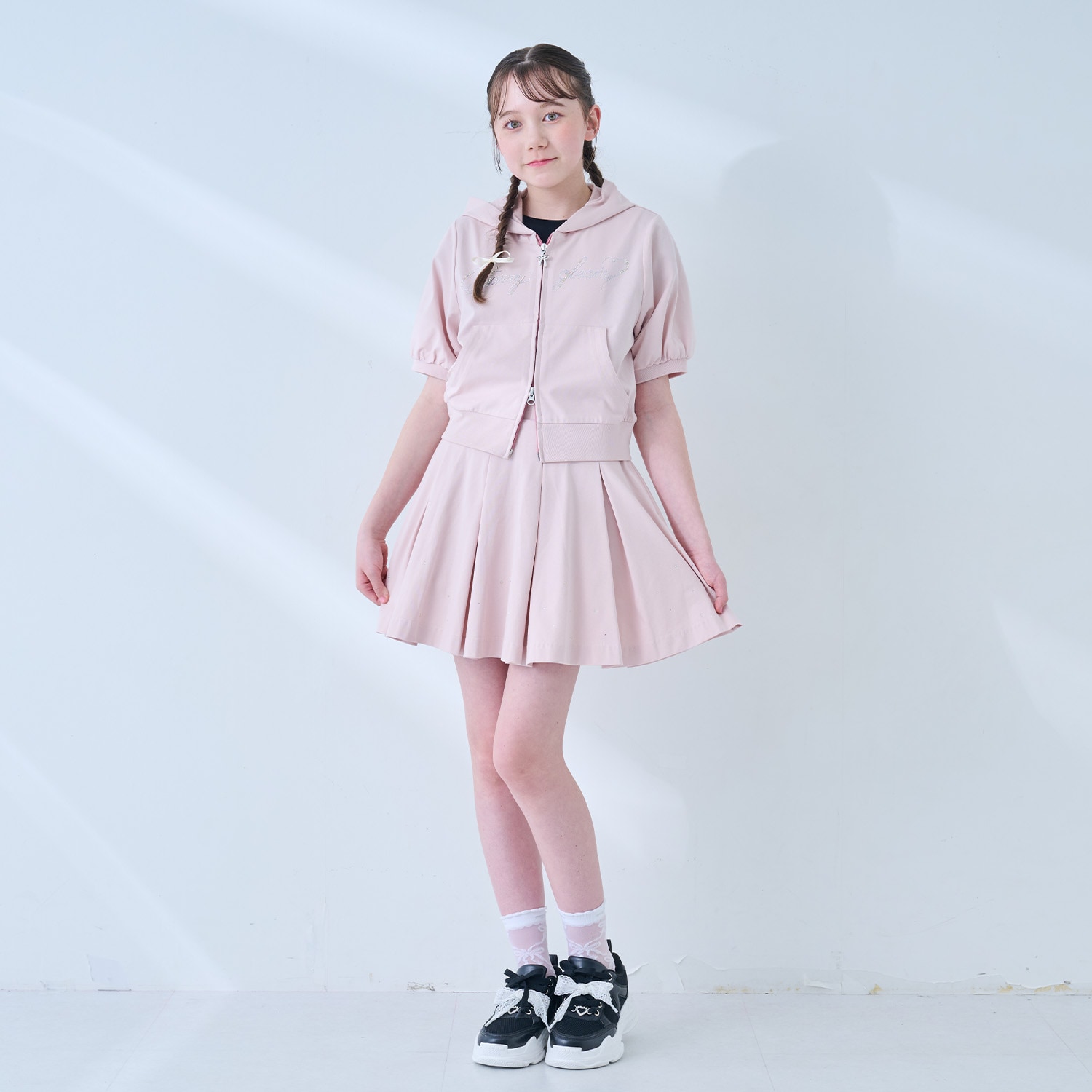 【接触冷感・UVカット】ラインストーンキラキラロゴジップパーカセットアップ