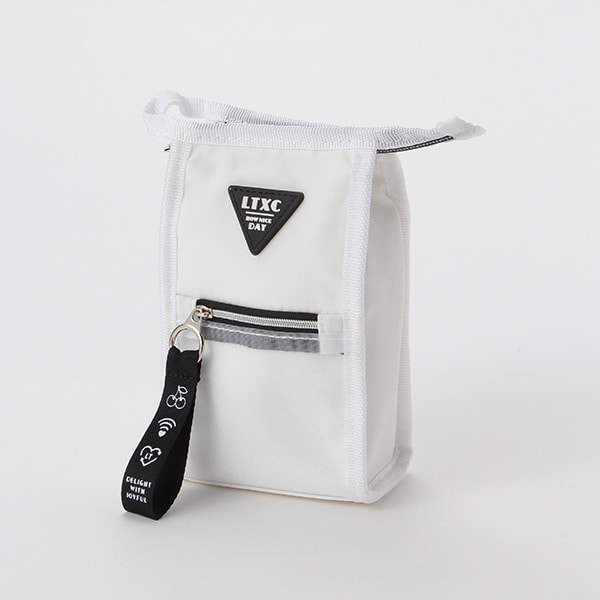 チャームつきペンポーチ