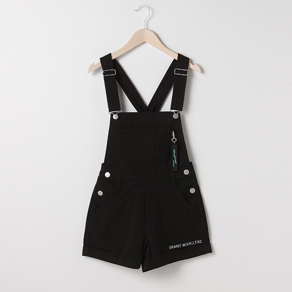 ロゴチャームつきショートサロペット