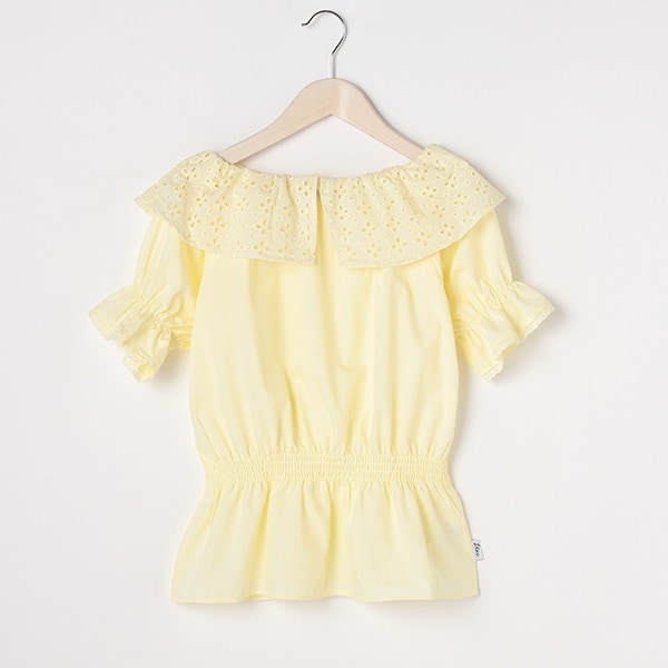 レース衿ブラウス