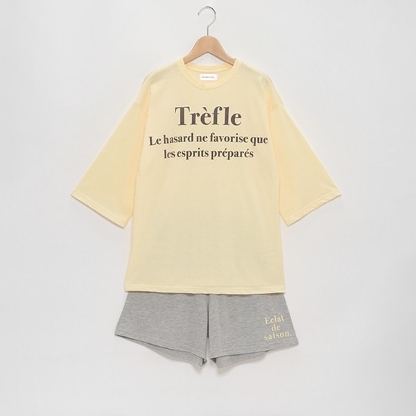 半袖ショートパンツ