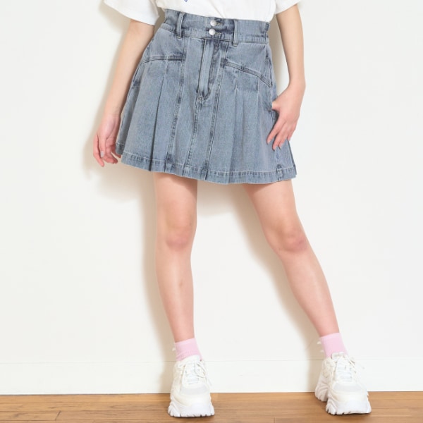 美脚見えデニムプリーツスカパン