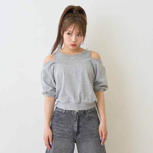 オフショルレイヤードTシャツ