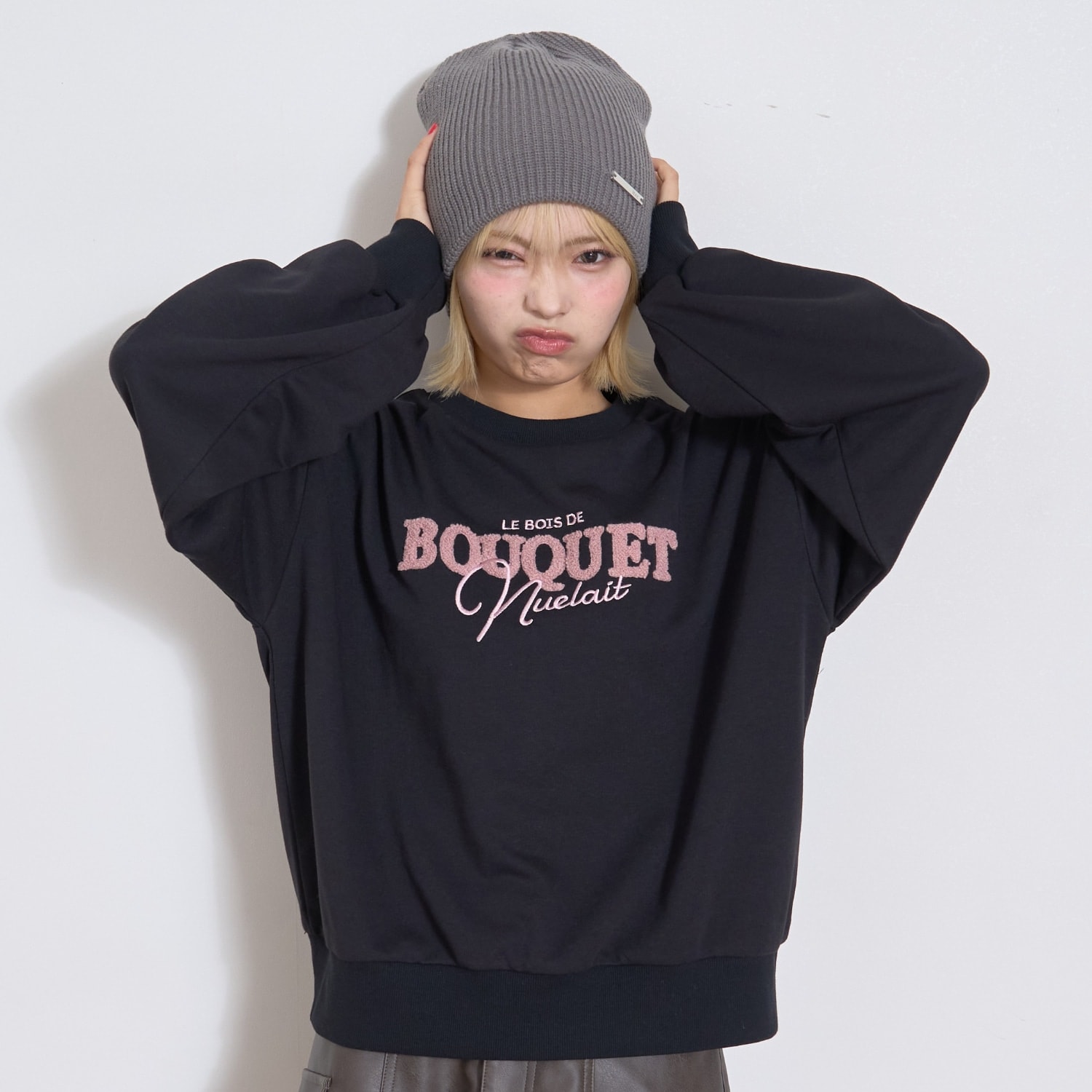 【秒かわトップス】ロゴ刺しゅうベーシックスウェット