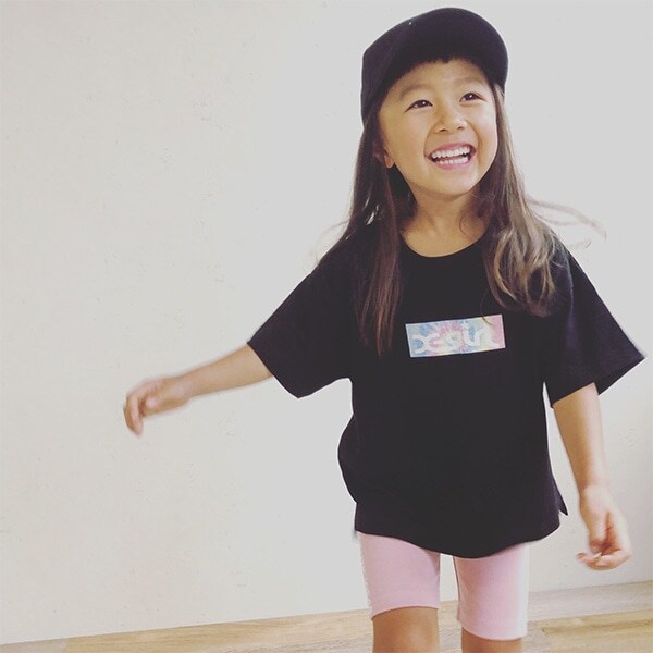 ボックスロゴサイドスリットTシャツ