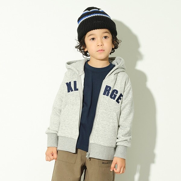 【WEB限定】アーチロゴ裏シャギージップパーカ