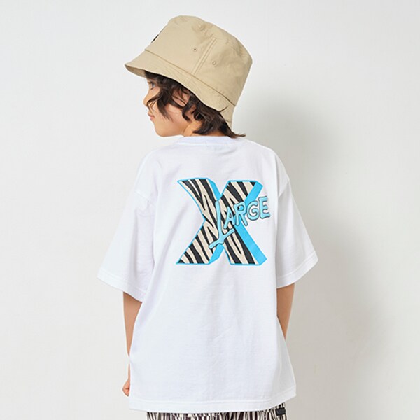 バッグ大文字Xプリント半袖Tシャツ