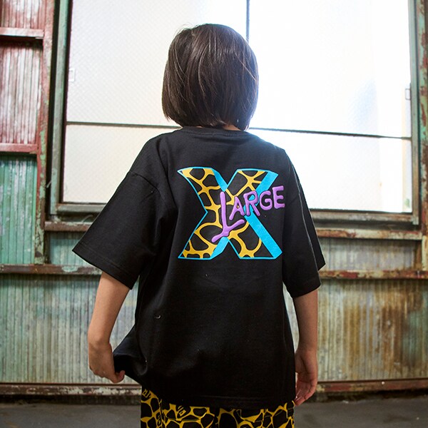 バッグ大文字Xプリント半袖Tシャツ