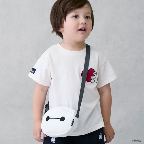 ポシェットを下げたプラチナフォックスさんの子供 ポシェットを下げたプラチナフォックスさんの子供 （単刀直入に