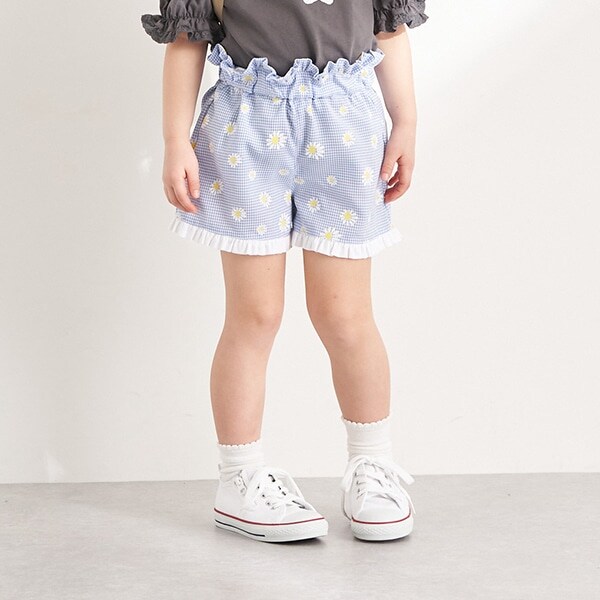 裾フリルショートパンツ