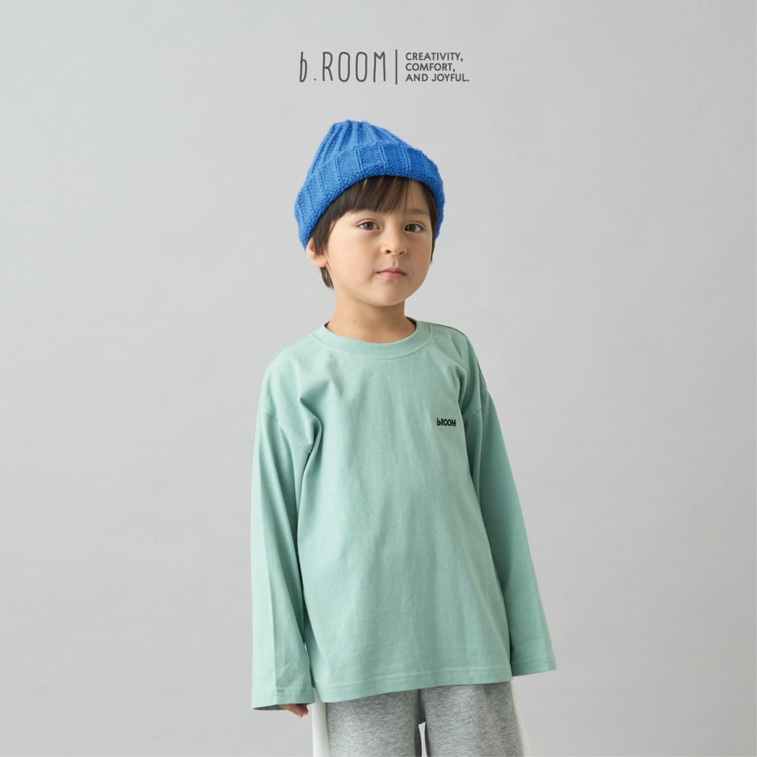 【デイリースタンダードウェアシリーズ】ゆるっとオーバーサイズのワンポイントシンプル長袖Tシャツ