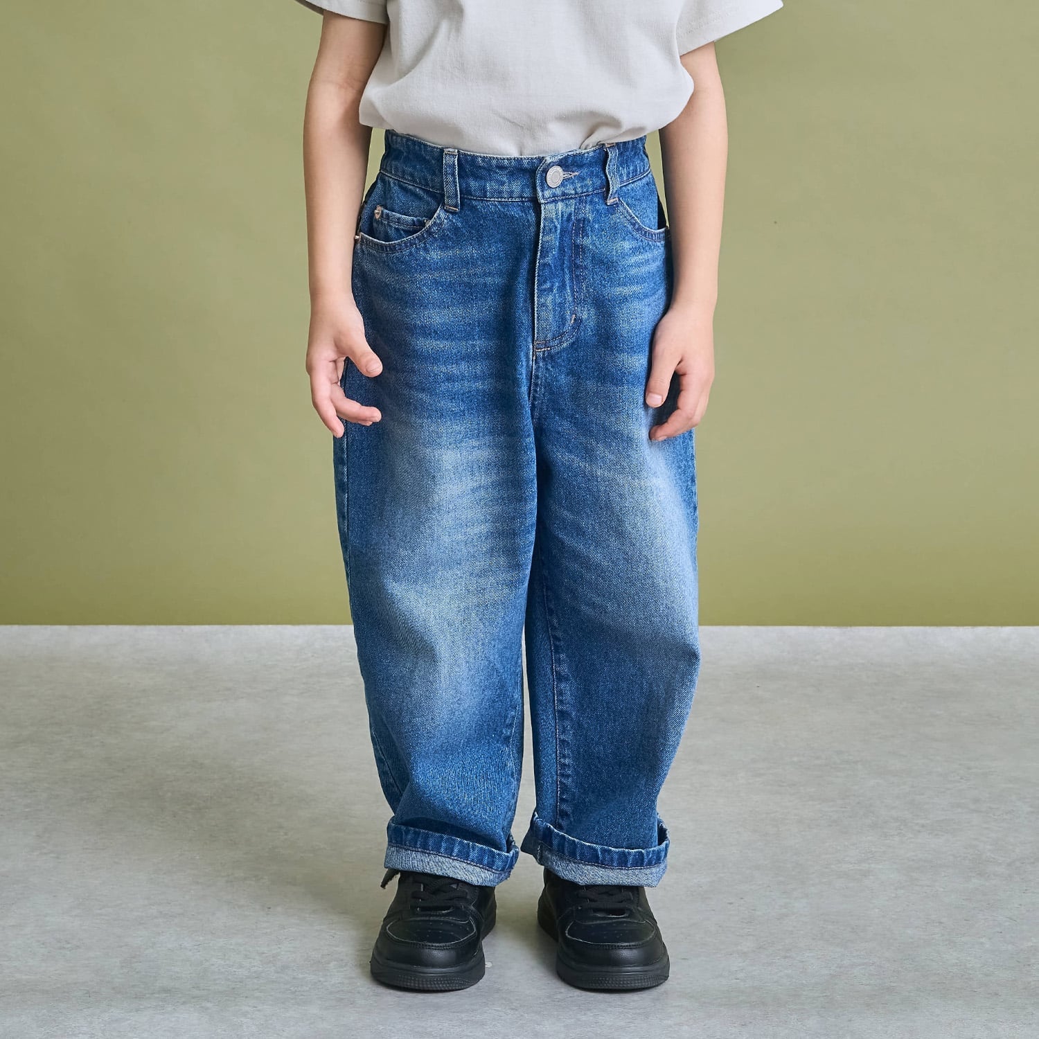 【ともデニ】ストレートデニムパンツ