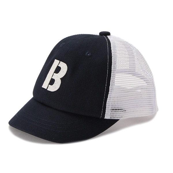 アルファベットポイントメッシュキャップ