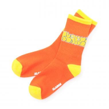 9451413：グラフィティロゴクルーソックス