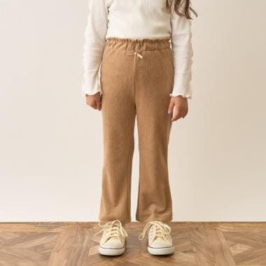 やみつきになる履き心地ニットコールパンツ