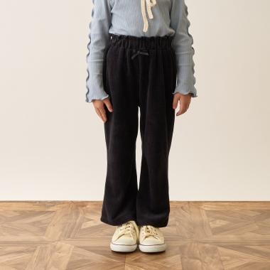 やみつきになる履き心地ニットコールパンツ