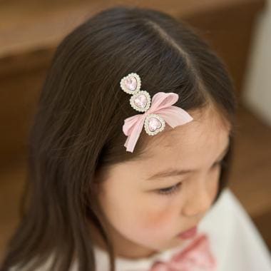 リボン付きキラキラヘアクリップ
