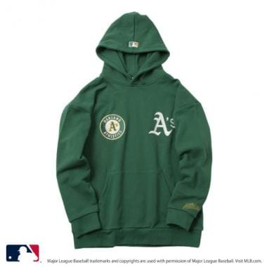 【MLB】裏毛チーム刺しゅうワッペン付きパーカー