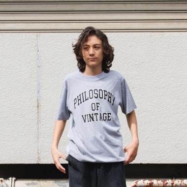 【プチプラ】フロントカレッジロゴ半袖Tシャツ