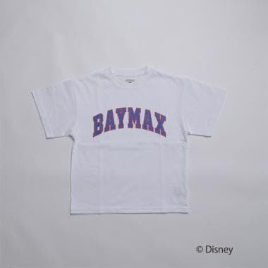 【SKIT0LY】【DISNEY】BAYMAX_カレッジロゴ半袖Tシャツ