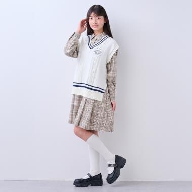 ニットベスト＋シャツワンピース