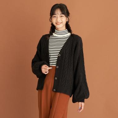 Vネックカーディガン