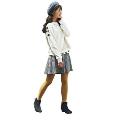 刺しゅうTシャツ×レースアップTシャツセット