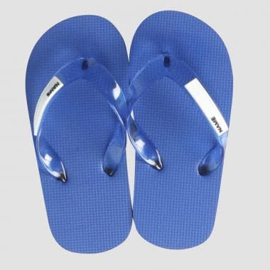 シャワーサンダル