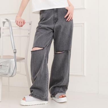 膝ダメージデニムパンツ