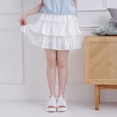 3段フリルスカート