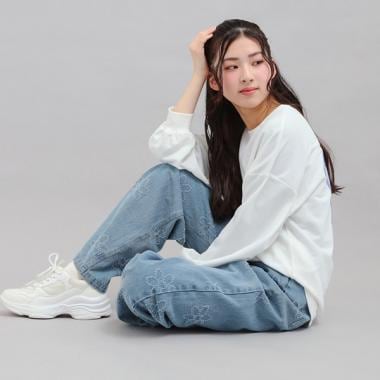 フラワー柄デニムロングパンツ