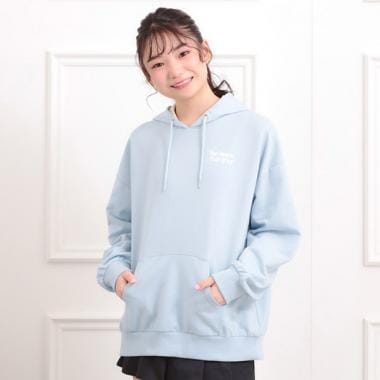 バック発泡プリントパーカー