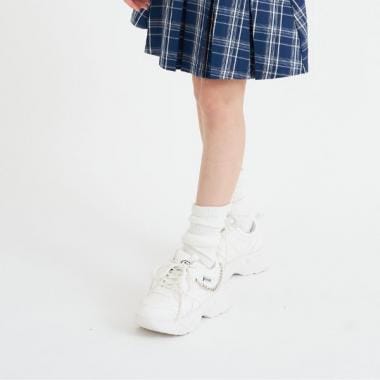 チェーンダッドスニーカー