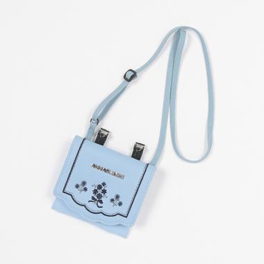 お花ブーケ刺しゅう移動ポケット(F ライト ブルー): キッズ - ナルミヤ