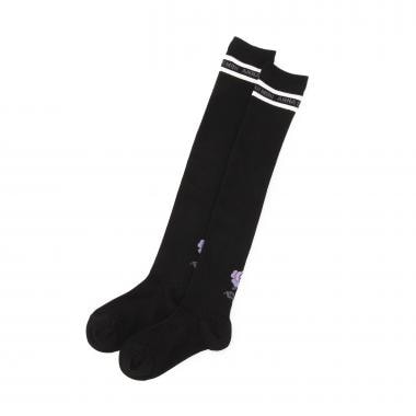 バックローズニーハイソックス