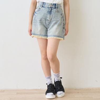 スタッズデニムショートパンツ
