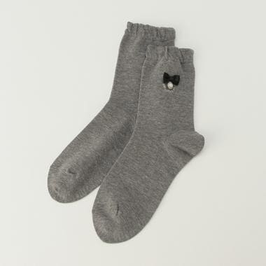 パール調ボタンクルーソックス【日本製】