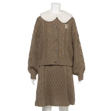 ティペットつきニットカーディガン×スカートセット