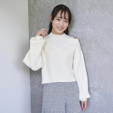 肩開きもちもちニットPO