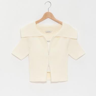 インナーつきビッグ衿ジップニット