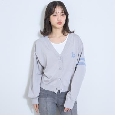 【UV/洗える】バックロゴカーディガン