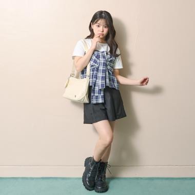 チャームつき合皮ショルダー